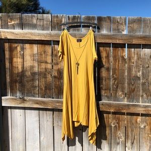 Yellow Discreet Dress
